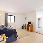 A Cerca - E